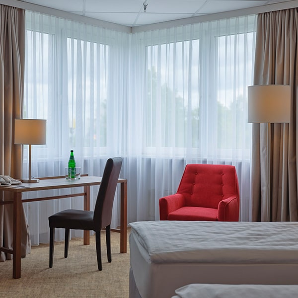 Business Zimmer Erker - Hotel PRISMA in Neumünster