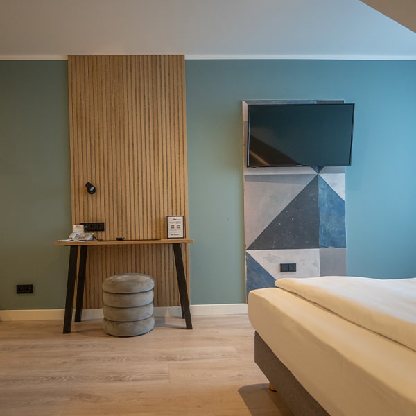 Smart Einzelzimmer Garten - Hotel PRISMA in Neumünster